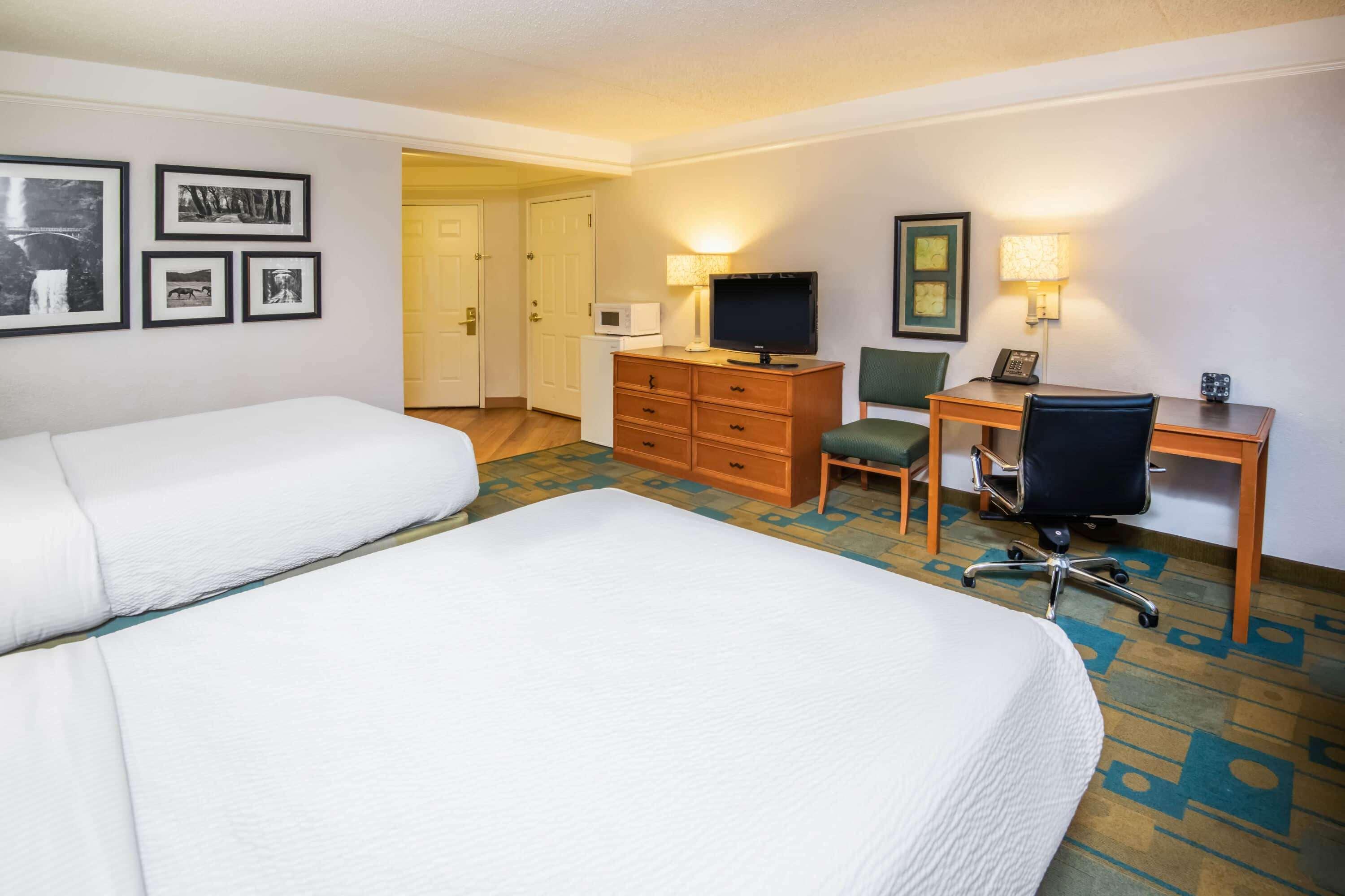 La Quinta By Wyndham Colorado Springs South Airport Hotel Ngoại thất bức ảnh
