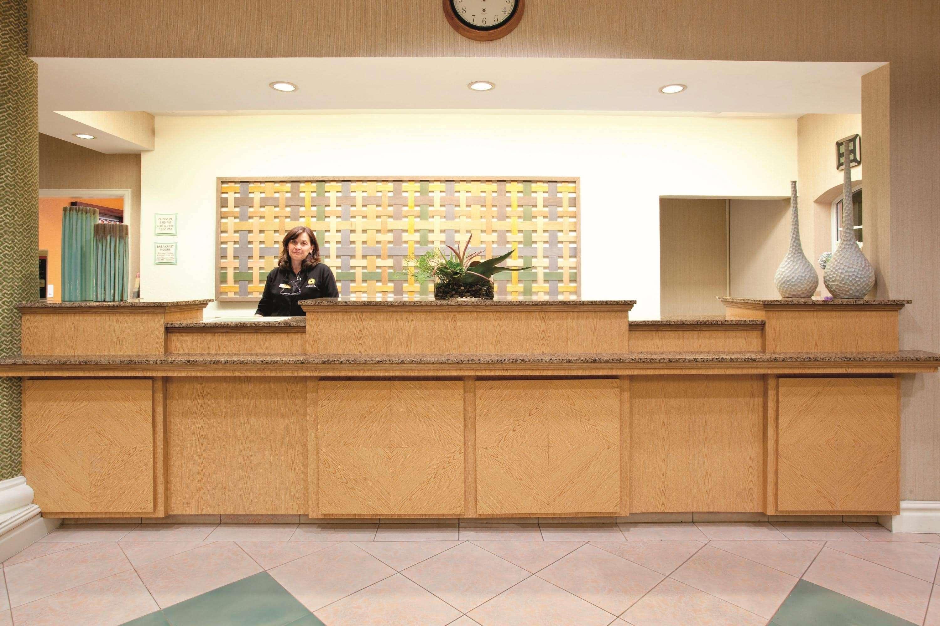 La Quinta By Wyndham Colorado Springs South Airport Hotel Ngoại thất bức ảnh