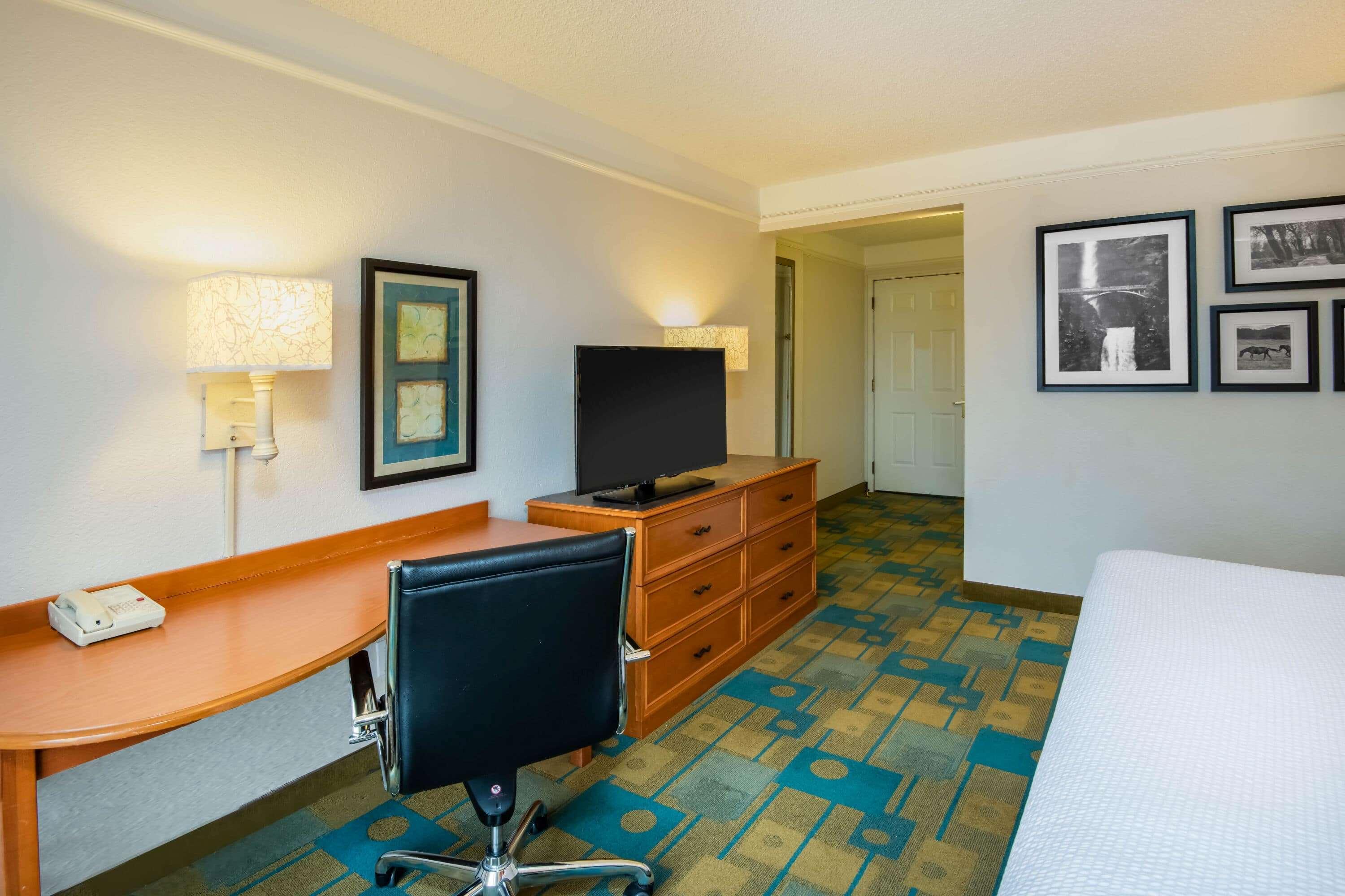 La Quinta By Wyndham Colorado Springs South Airport Hotel Ngoại thất bức ảnh