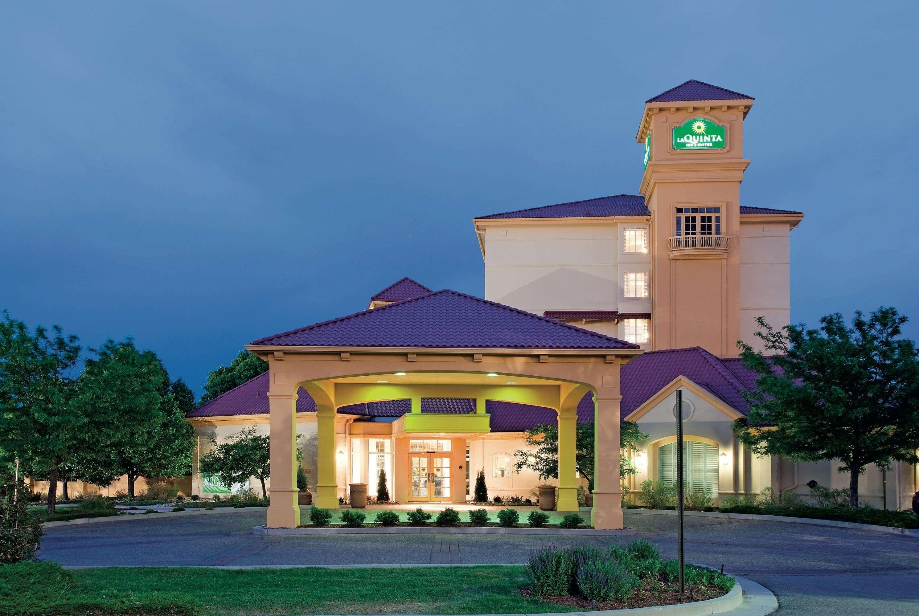 La Quinta By Wyndham Colorado Springs South Airport Hotel Ngoại thất bức ảnh