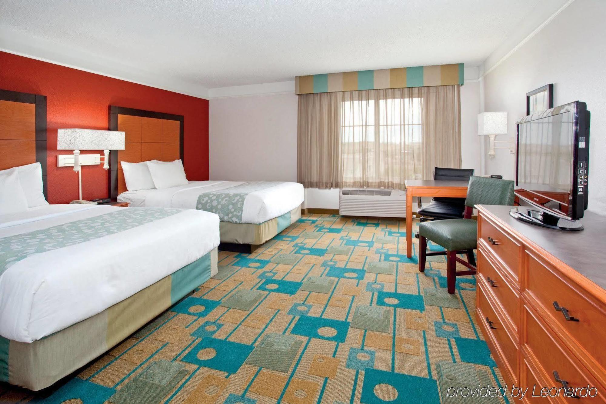 La Quinta By Wyndham Colorado Springs South Airport Hotel Ngoại thất bức ảnh